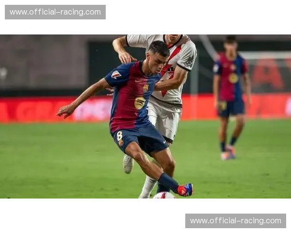 奥尔莫中场调度掌控节奏 巴萨控球率优势转化为胜势 奥尔莫中场调度掌控节奏 巴萨控球率优势转化为胜势